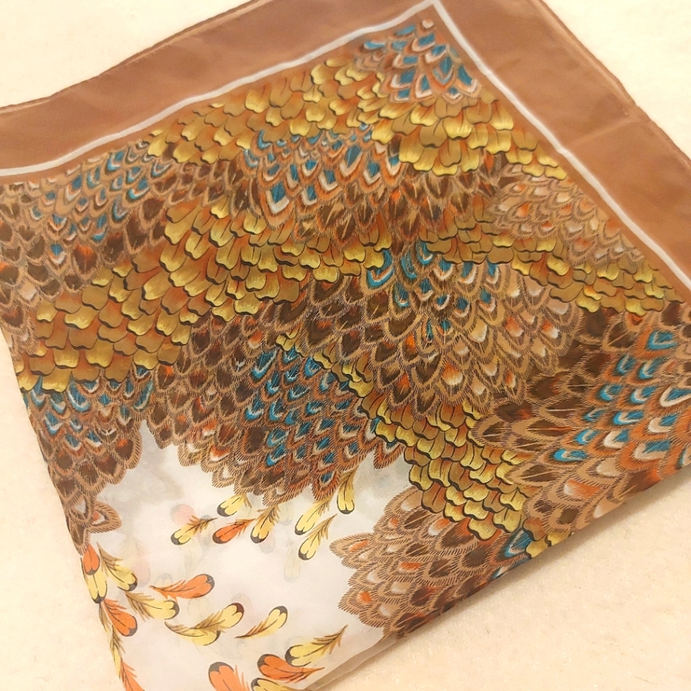 Vintage feather pattern scarf